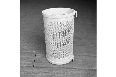 Rubbish bin 'Litter please'