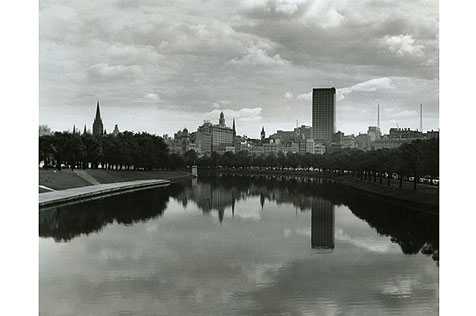 Melbourne from the Swan Street Bridge, 1960s