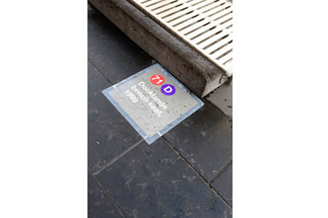 Exhibition label 71-D, stainless-steel Docklands bench seat