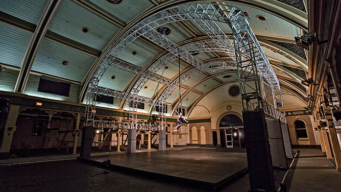Photo of the interior of the Cobblestone Main Pavilion at the Meat Market