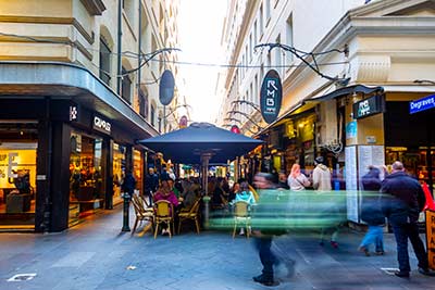 Pedestrians and outdoor dining at Degraves Street